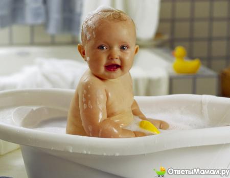 Как ухаживать за кожей новорожденного ребенка?